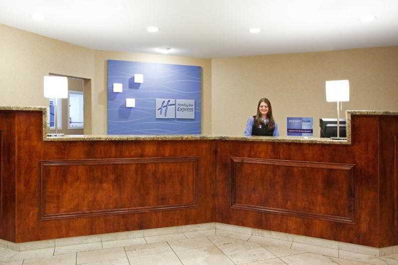 Holiday Inn Express Layton - I-15 By Ihg Beltér fotó